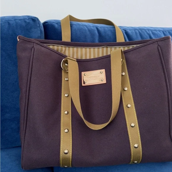 Louis Vuitton LV Cup‎ Antigua Cabas
GM Tote Bag Brown Khaki - Picture 11 of 13